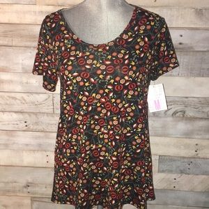 NWT M Lularoe Classic T